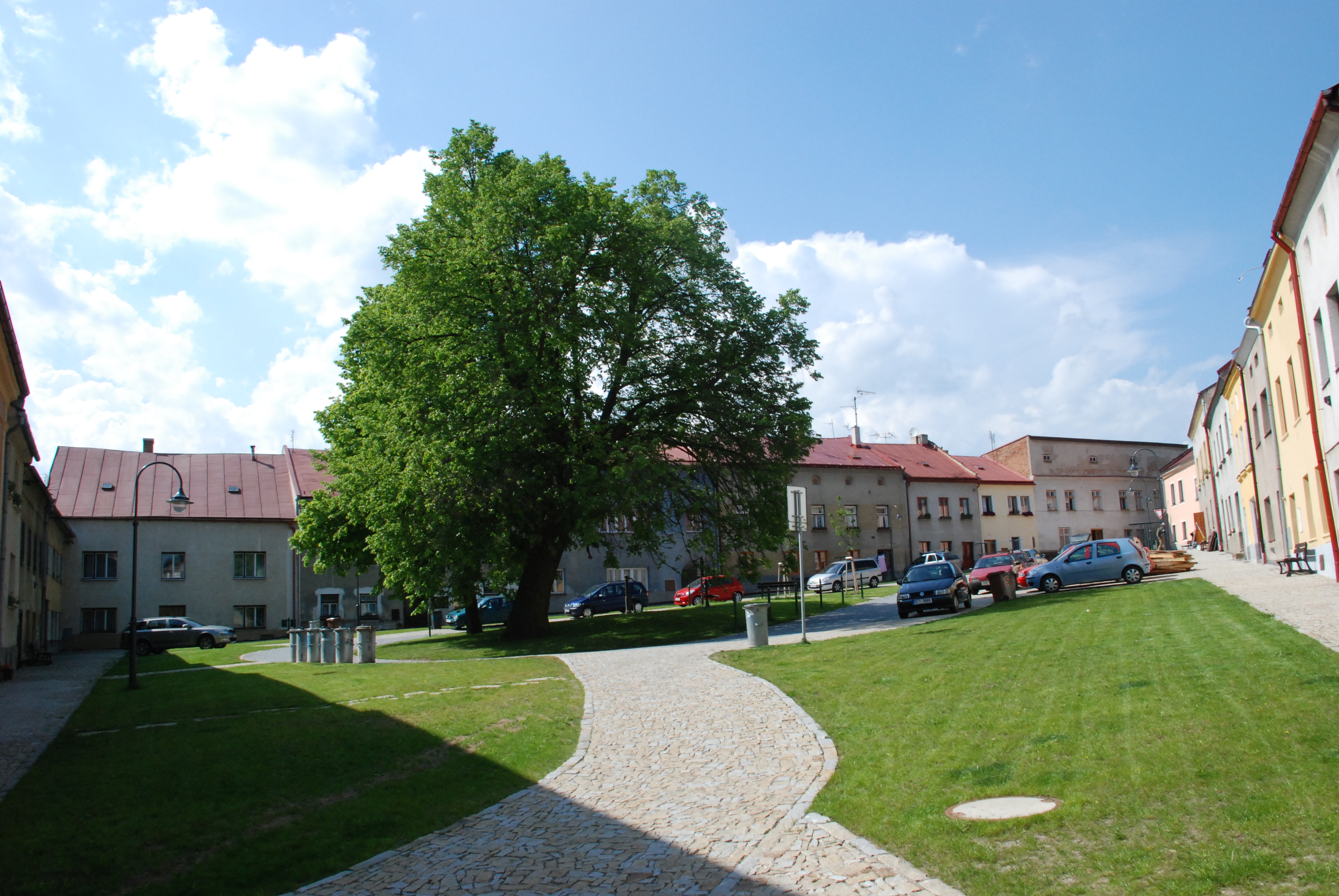 Komplexní obnova Karlova náměstí v Polné a jeho bezprostředního okolí
